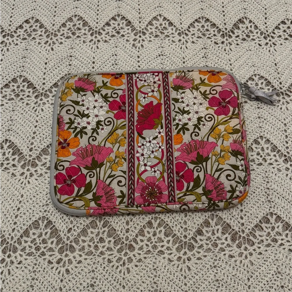 Vera Bradley Padded Laptop Protector Travel Case Inner Pocket Floral Flowers